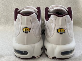 Nike Air Max Plus Premium - 11