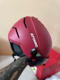 Predám KOMPLETNÚ lyžiarsku výbavu ATOMIC + LEKI - 11