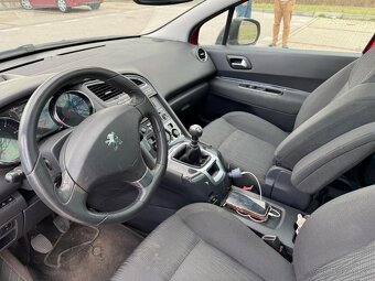 Peugeot 5008 1.6 HDI - 11