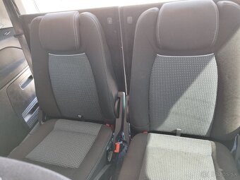 Ford Galaxy 2,0 - 11