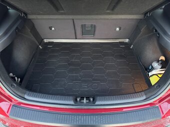 Hyundai i30 1.5 DPi - 11