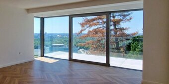Rent a new luxury villa, 4 floors, Palisády near Bratislava  - 11