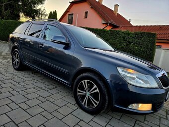 VOLKSWAGEN GOLF VI 1.6TDI 77KW SPORTLINE - 11