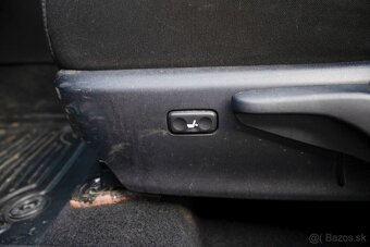 Toyota Auris 2.0 l D-4D DPF Active - 11