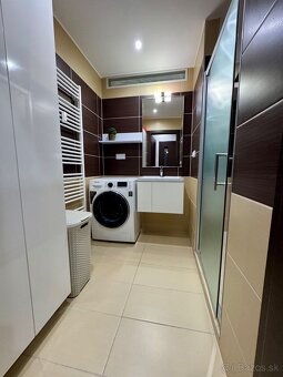 Moderne zrekonštruovaný 2 izb. byt (prerobený na 3 izbový) - 11