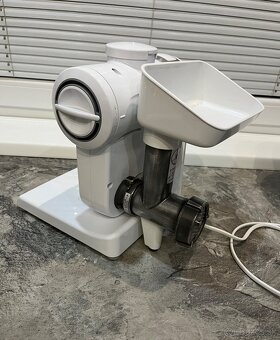Bosch mum 4880/05 kuchynský robot 600w - 11