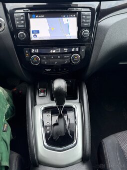 Nissan Qashqai 1,6dci 96kw AUTOMAT - 11