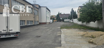 Na prenájom komerčný priestor 700 m2 - 11