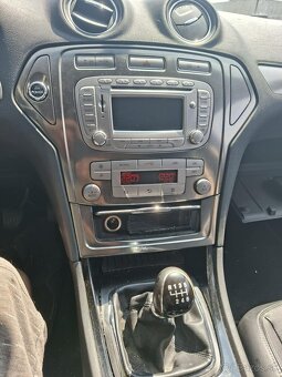 Rozpredám Ford Mondeo Combi MK4 2.0Tdci 103kw - 11