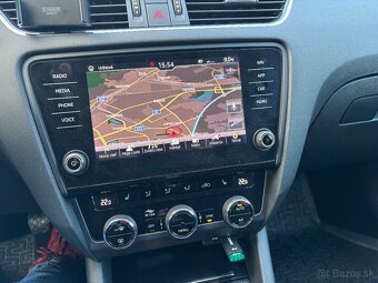 Octavia Style Combi 2.0 TDI, SR - 11
