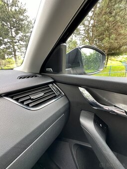 Predám Škoda Octavia kombi 2.0 TDi, Style+ - 11