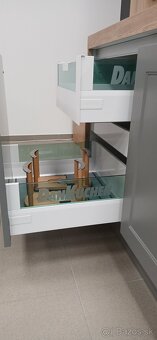 Totálna likvidácia z kuchynského štúdia - 11