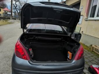 Na predaj: Peugeot 207 CC kabriolet – 1.6 (88 kW), r.v. 2007 - 11