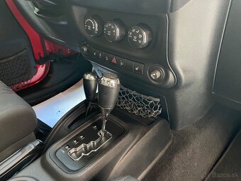 Jeep Wrangler 2.8 CRD Rubicon - 11