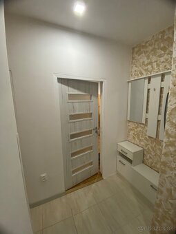 Ponúkam na prenajom 2-izbový byt - 11