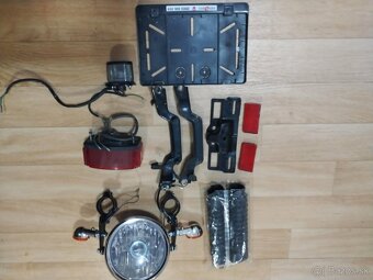 Honda VT 500 Ascot - 11