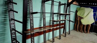 Zariadenie do predajne s textilom - 11