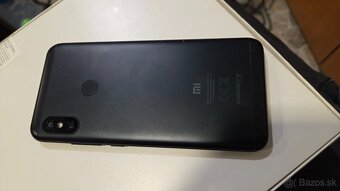 Predám Xiaomi Mi A2 Lite v super stave - 11