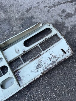 Zadné čelo/maska Škoda-110R   1seria - 11