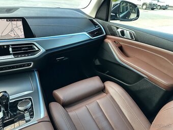 BMW THE X5 xDrive45e (AT) 290kW Plug In - 11