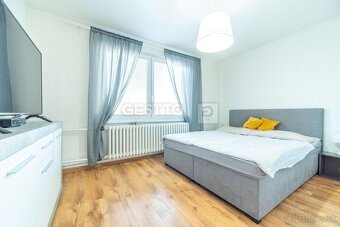 GESTTO | 5-IZBOVÝ RD NA PREDAJ | HRNČIAROVCE NAD PARNOU | 10 - 11