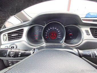 Kia Ceed SW, 1.6 crdi - 11