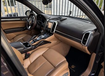 Porsche Cayenne turbo - 11