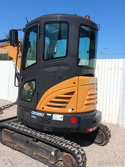 Pásový minibagr CASE CX 26C - 11