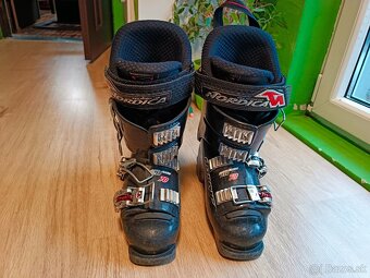 detske lyziarky, prilba a okuliare - 11