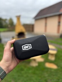 Slnečné okuliare 100% (rôzne farby) - 11