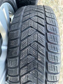 Mercedes benz GLA originál R18 - 11