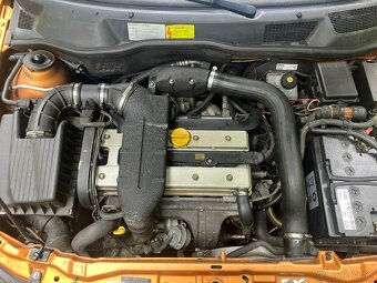 Opel Astra coupé 2.0T 140kw bertone 205000km - 11