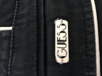 GUESS originál black damske kratasy S - 11