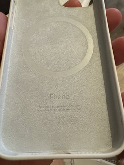 iPhone 12 pro + obal/nabíjačka - 11