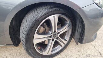 Mercedes-Benz E trieda Sedan 220d 4MATIC Avantgarde - 11