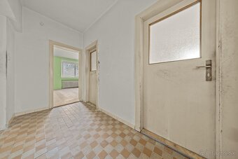VEĽKÝ 4-IZB. BYT, PÔVODNÝ STAV, TEHLA, PARKING, OLBRACHTOVA - 11