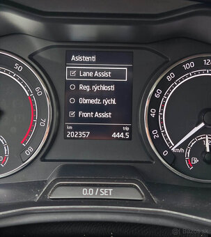 Škoda Scala 1.0 TSI, 85kW, matrix full led svetlá - 11
