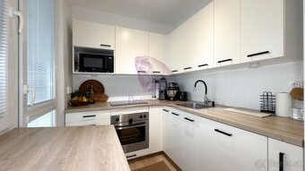 Na predaj 2-izbový byt v centre mesta Senec - 11