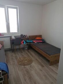 Na predaj 3 izbový prerobený byt, mesto Sečovce, ulica Obcho - 11