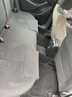 Wolkswagen Passat B6 1.9 tdi - 11