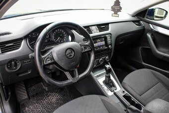 Škoda Octavia Combi 1.4 TSI Elegance DSG - 11