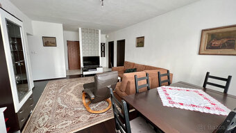 NOVO ZREKONŠTRUOVANÝ KOMPLETNE ZARIADENÝ 4-IZB. BYT S LOGGIO - 11