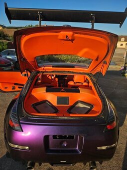 Nissan 350Z - 11