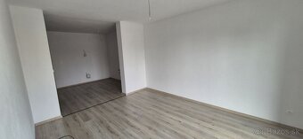NA PREDAJ - Moderné 3-izbové byty len 25 minút od Bratislavy - 11
