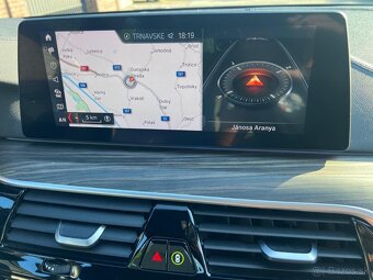 BMW 530e iPerformance Plugin hybrid 8 st. prevodovka - 11