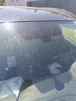 Predám HAVAROVANE auto seat leon - 11