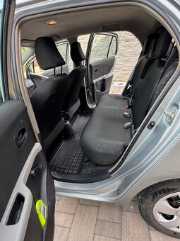 Toyota Yaris 1.3 VVT-I Terra - 11