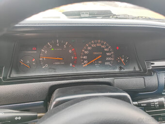 Toyota Camry Limuzina dlhy special rv 1987 169000km s TP - 11