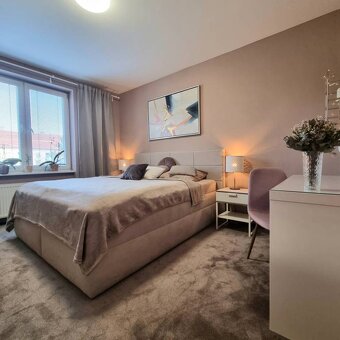 Štýlový, krásny 2,5- izbový byt blízko City Arény, stanice a - 11