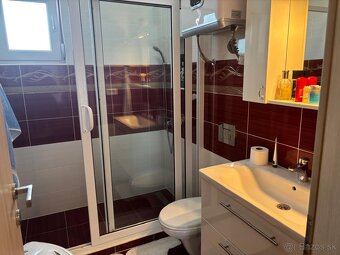 Apartmánový dom s bazénom priamo pri mori – Čierna Hora - 11